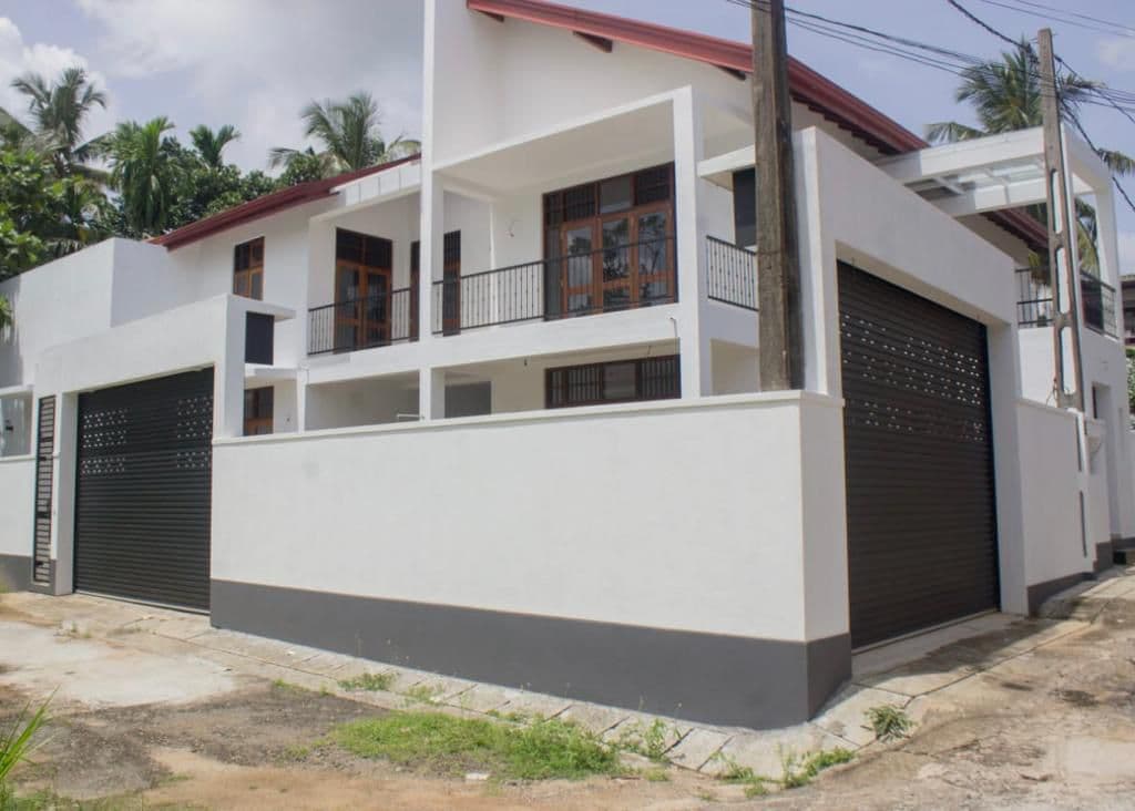 Boralesgamuwa Residence